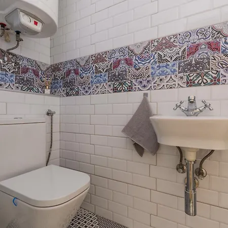 Foodie 2br близо до центъра 公寓