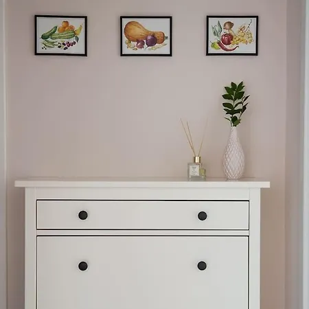 아파트 Foodie 2br близо до центъра