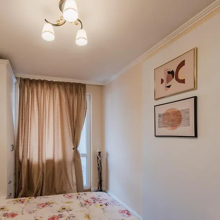 아파트 Foodie 2br близо до центъра *