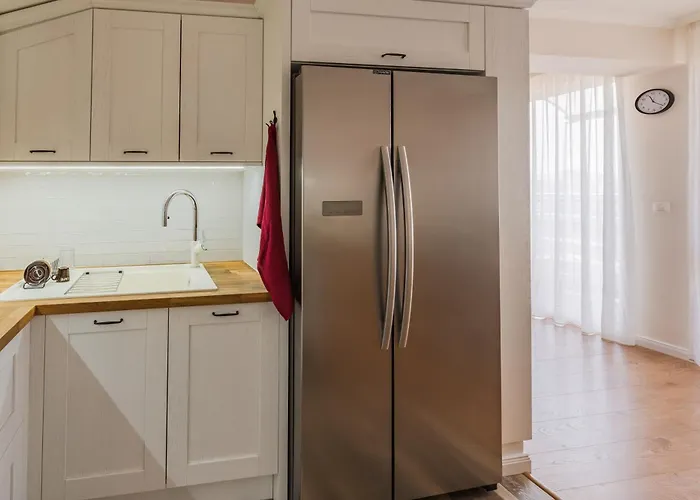 Apartment Foodie 2br близо до центъра Varna