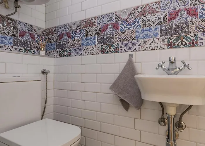 Foodie 2br близо до центъра Apartment